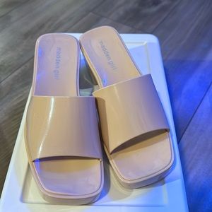 Madden Girl flip-flop sandal